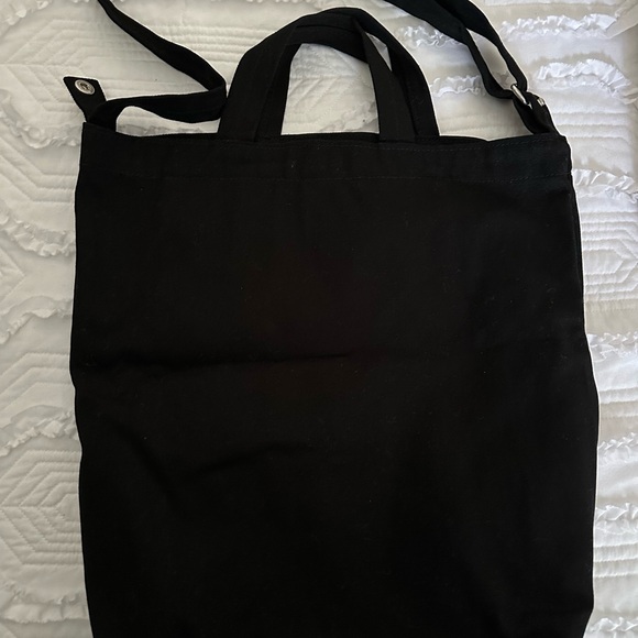 BAGGU Handbags - BAGGU Classic Black Tote Bag